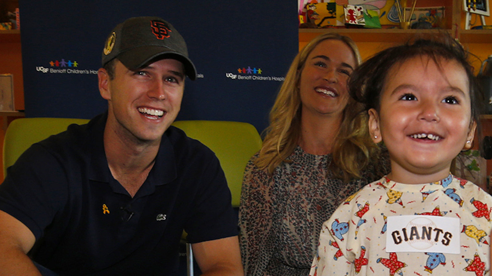 S.F. Giant Buster Posey visits children's cancer ward 